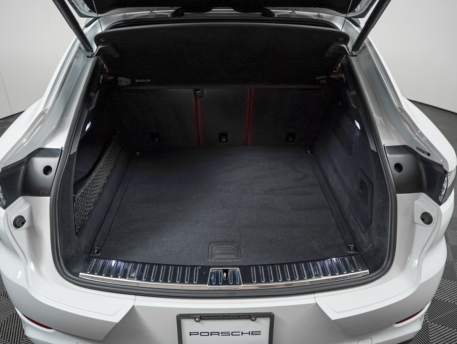 Certified Used 2023 CARRARA WHITE Porsche Platinum Edition Coupe image 26