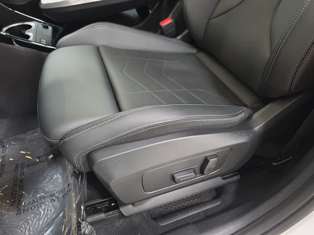Certified Used 2026 Alpine White BMW xDrive28i image 26