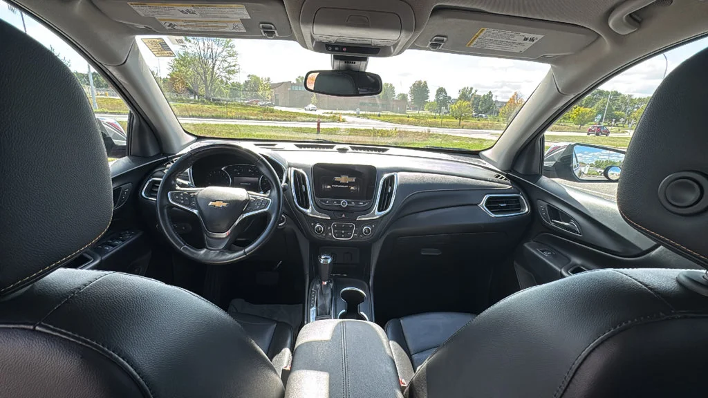 Used 2018 Red Chevrolet Premier image 7