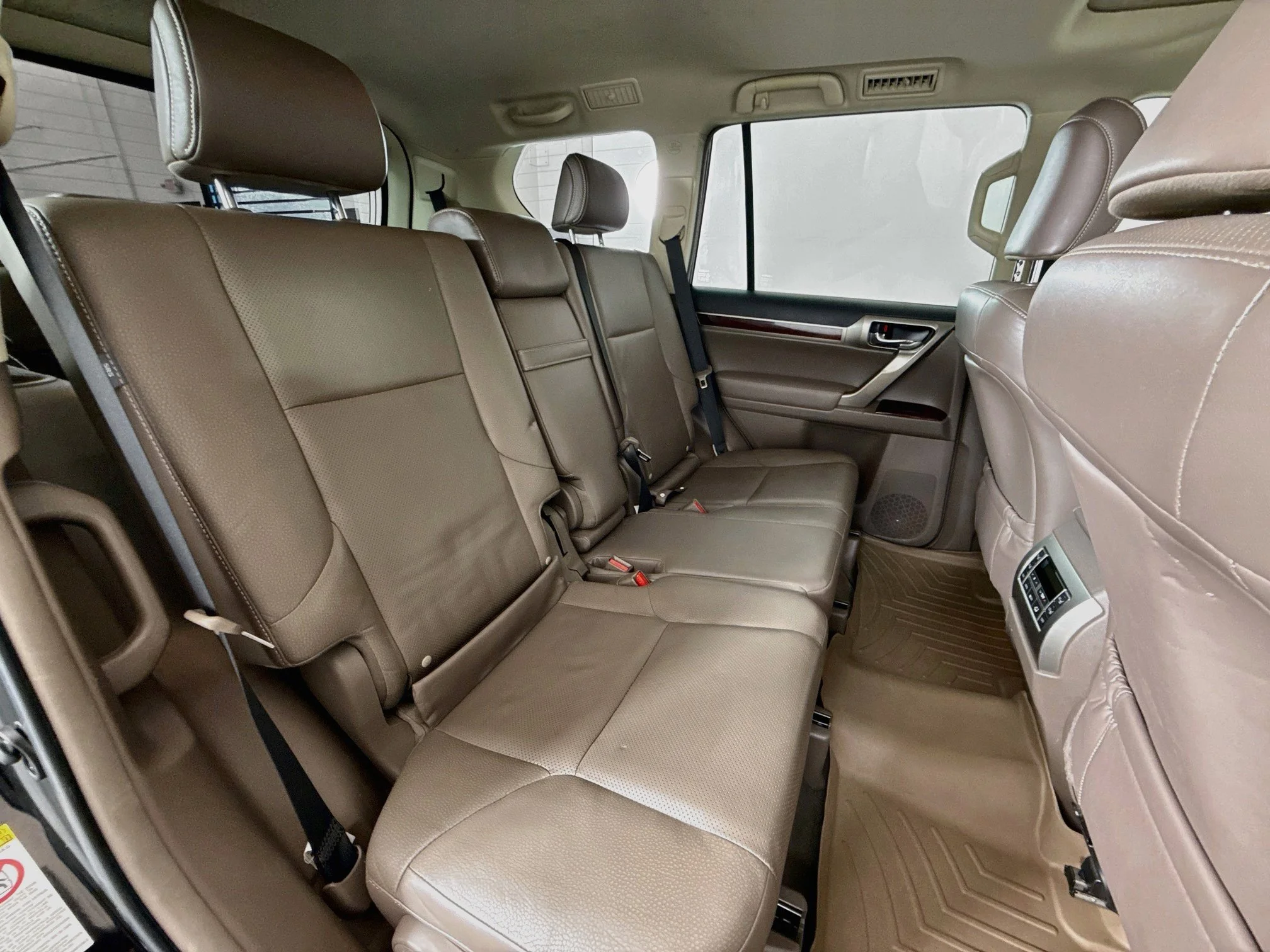 Used 2016 Black Onyx Lexus 460 image 26