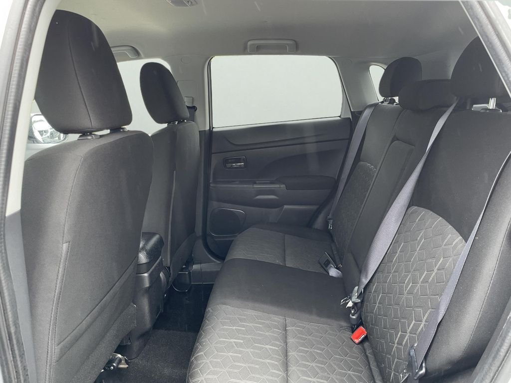 Used 2024 White Mitsubishi 2.0 ES image 11