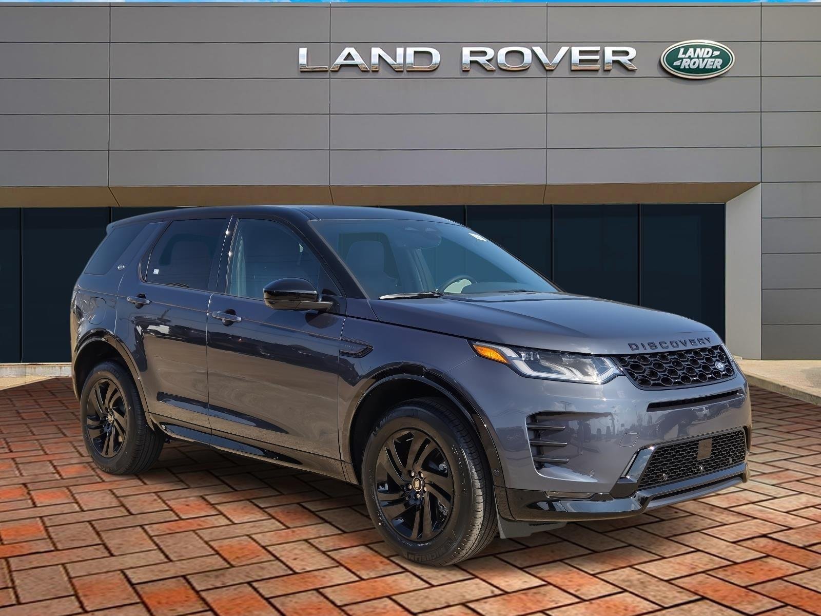 2026 Land Rover Discovery Sport 2.0 Landmark Edition's photo