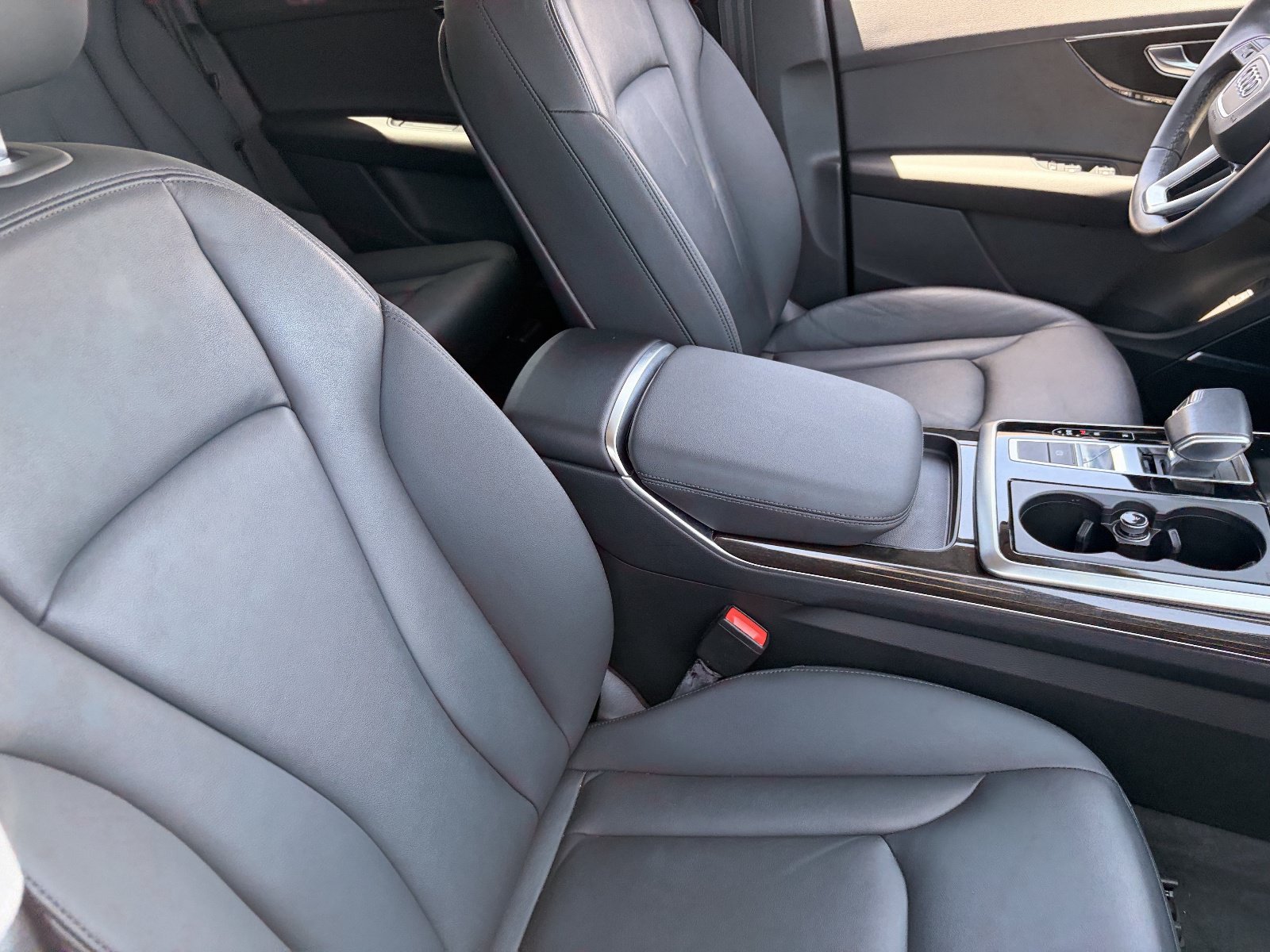 Used 2022 Black Audi Premium Plus 55 TFSI quattro Tiptronic image 4