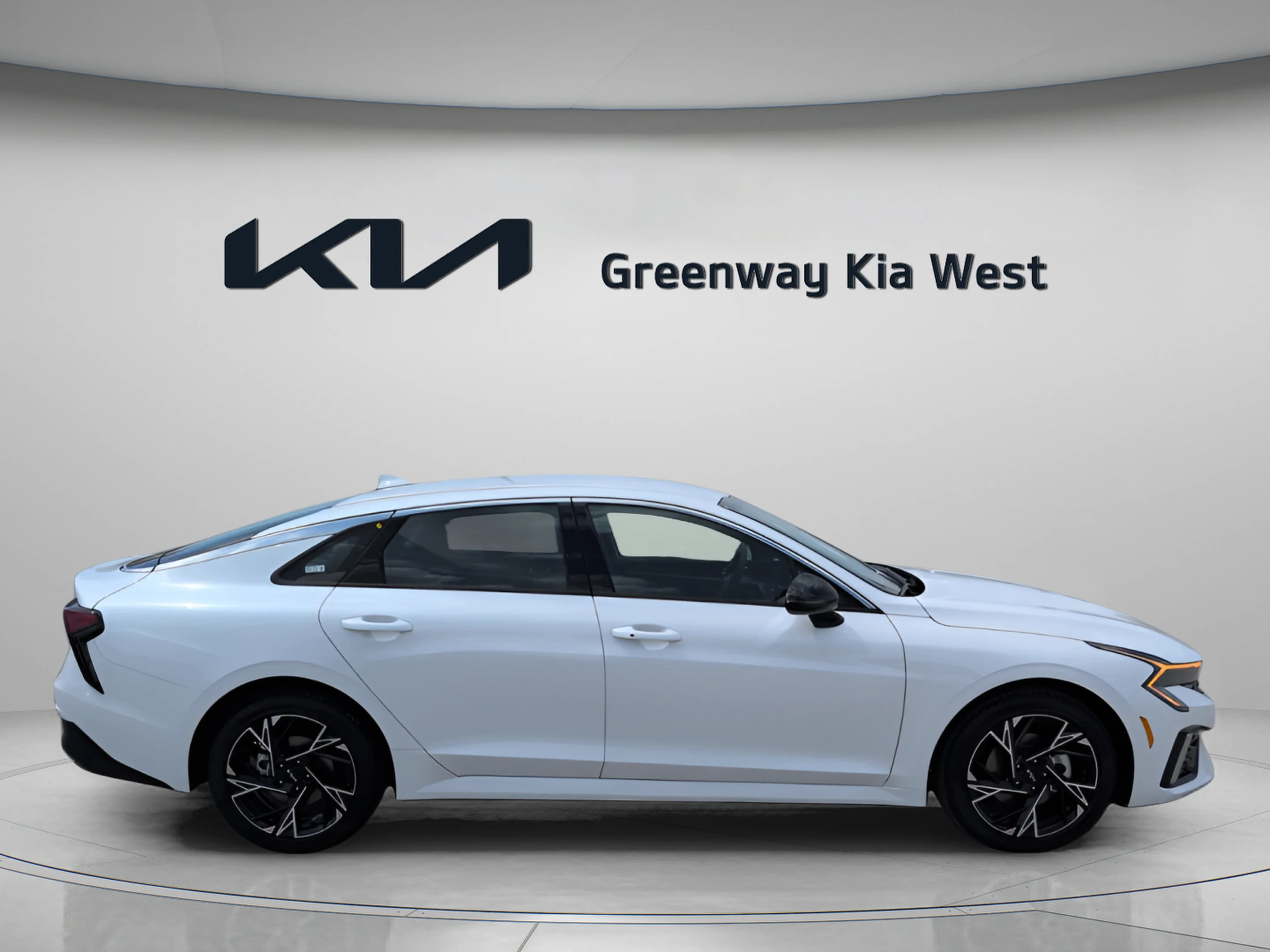 New 2026 Snow White Pearl Kia GT-Line image 9