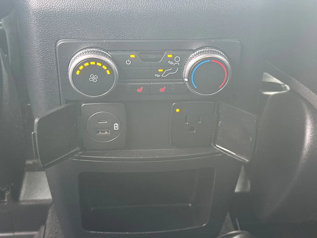 Used 2021 Black Ford Limited image 22