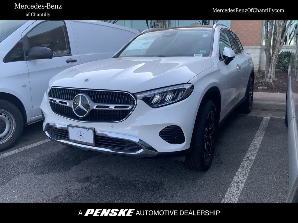 Used 2026 Polar White Mercedes-Benz GLC 300 image 1