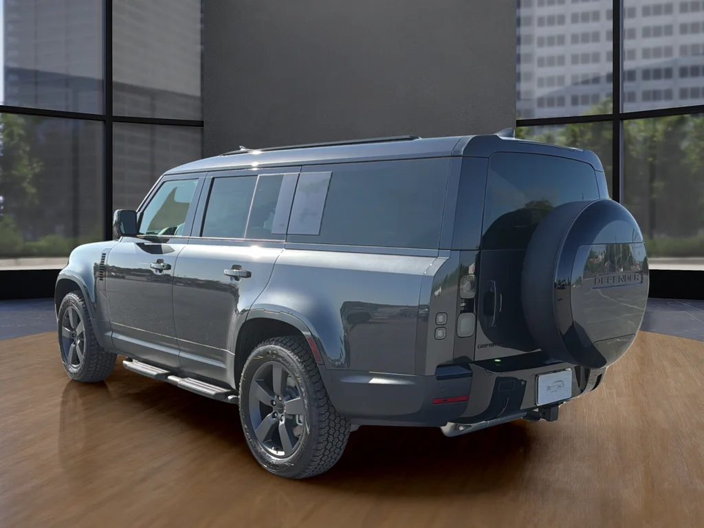 New 2026 Gray Land Rover S image 15