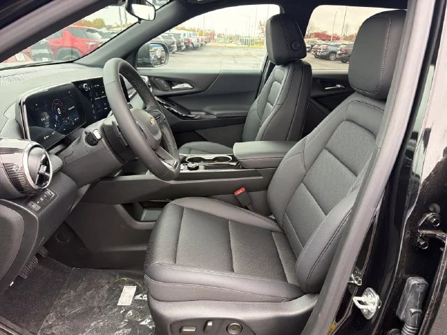 New 2027 Mosaic Black Metallic Chevrolet LT image 14