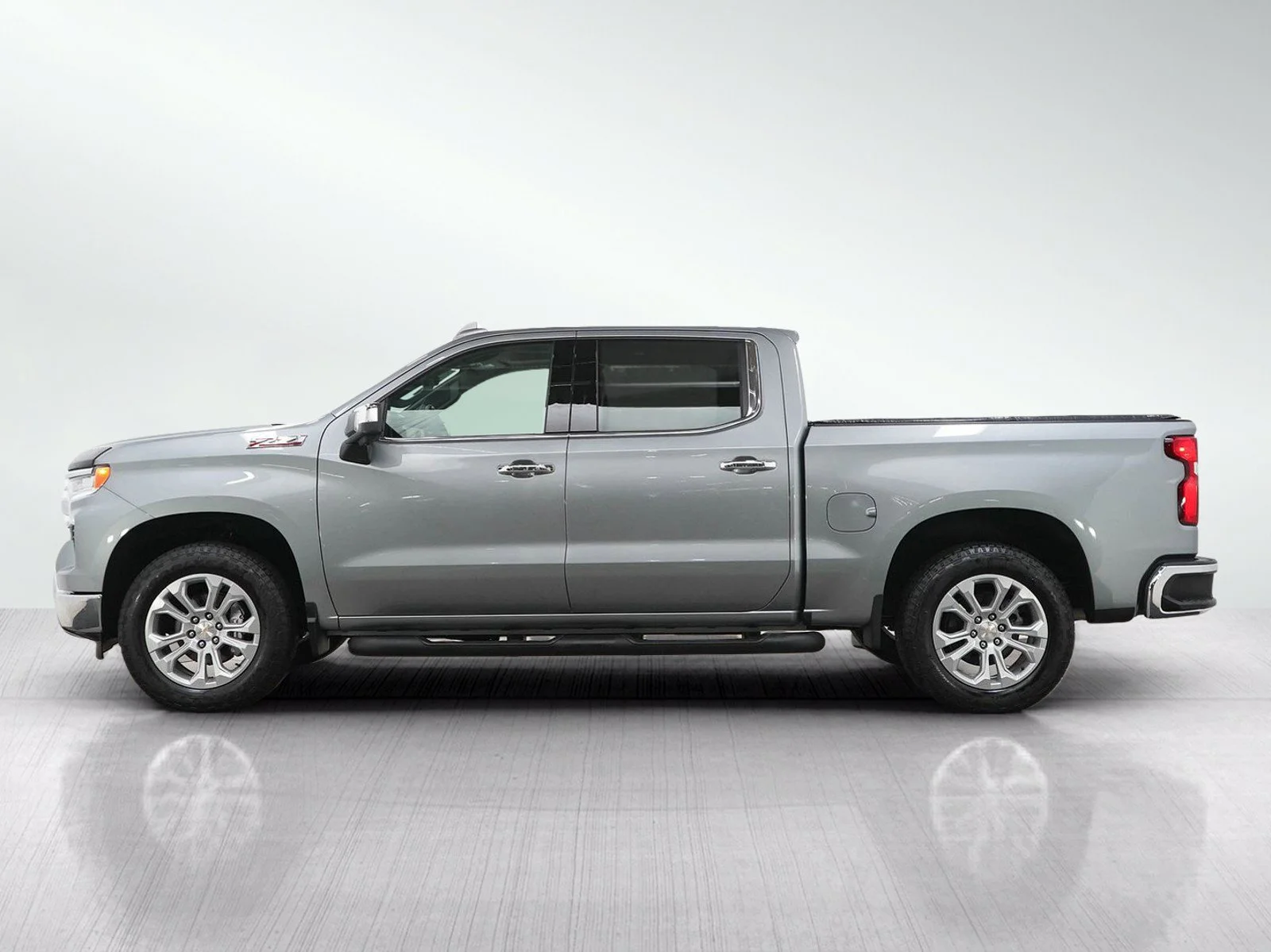 Used 2025 Chevrolet Silverado 1500 LTZ with VIN 2GCUKGED3S1112475 for sale in Bloomington, Minnesota