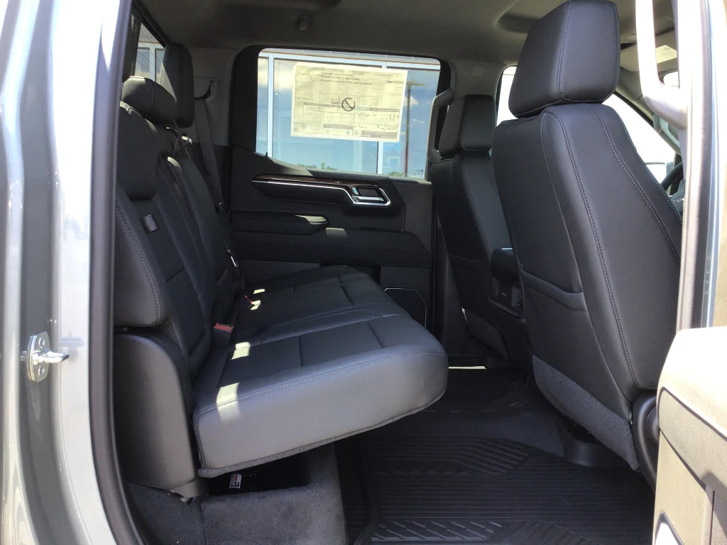 2026 Chevrolet Silverado 1500 LT Trail Boss - Photo 8