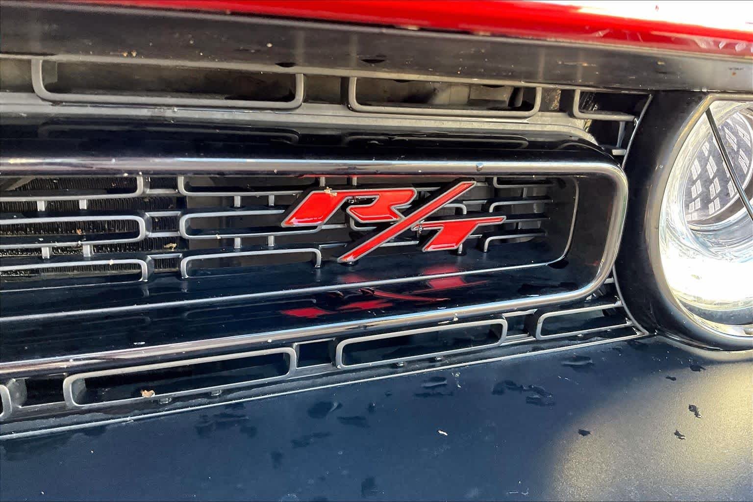 Used 2021 Torred Clearcoat Dodge R/T Scat Pack image 28