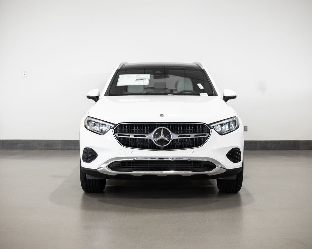 New 2026 Polar White Mercedes-Benz GLC 300 image 2