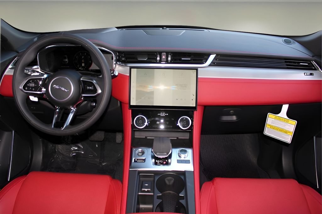 New 2026 Eiger Grey Jaguar P250 R-Dynamic S image 14