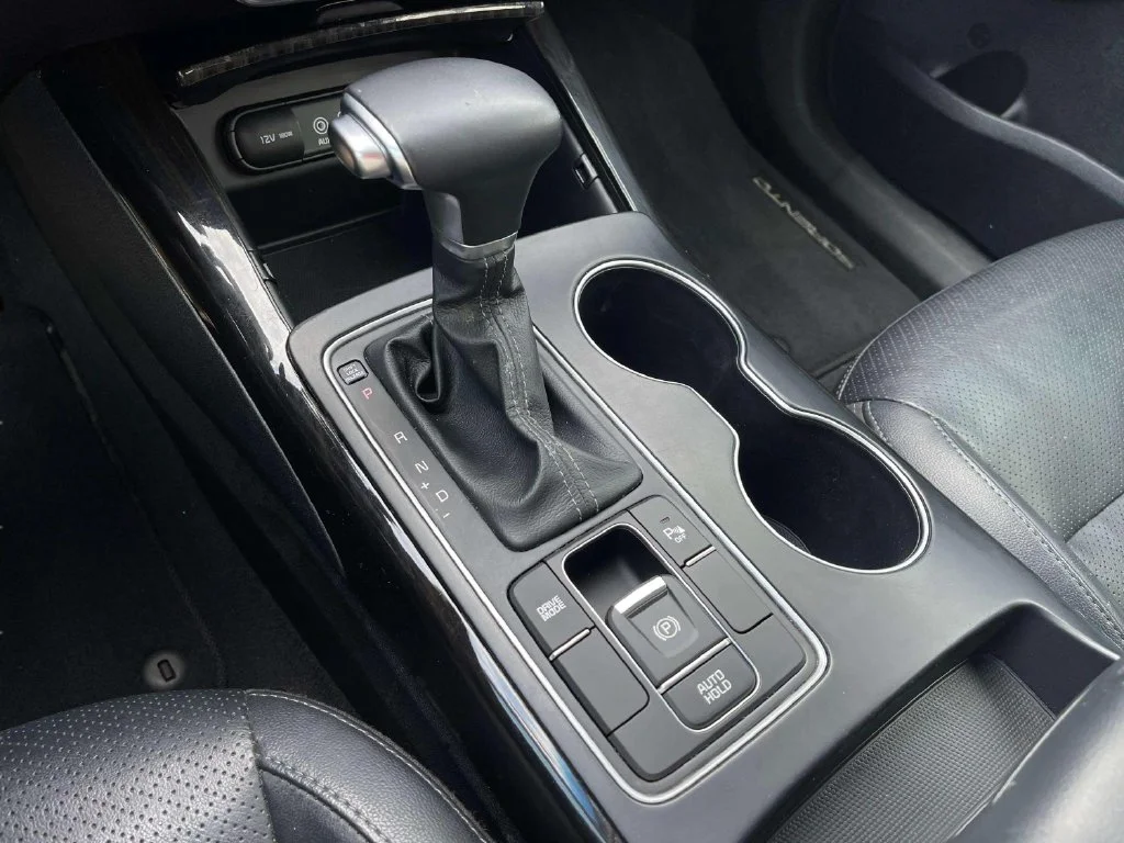 Used 2019 Ebony Black Kia EX image 14