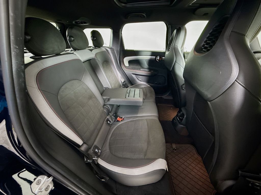 Used 2021 Black MINI Base image 28