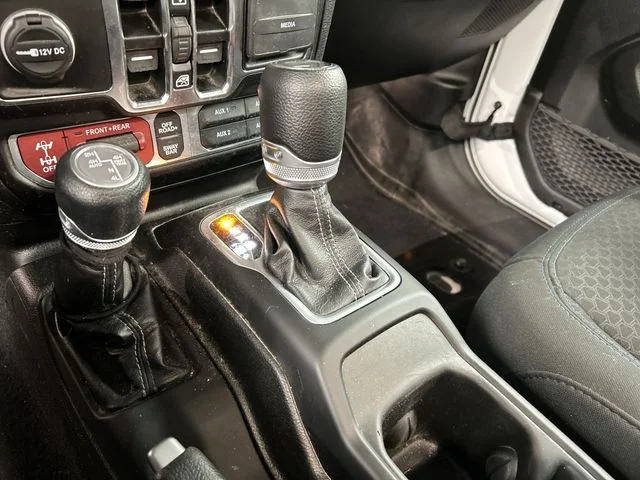 Used 2024 White Jeep Rubicon 4xe image 10