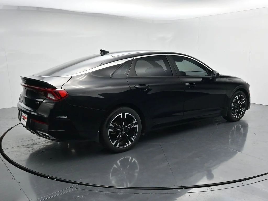 Used 2024 Black Kia GT-Line image 7