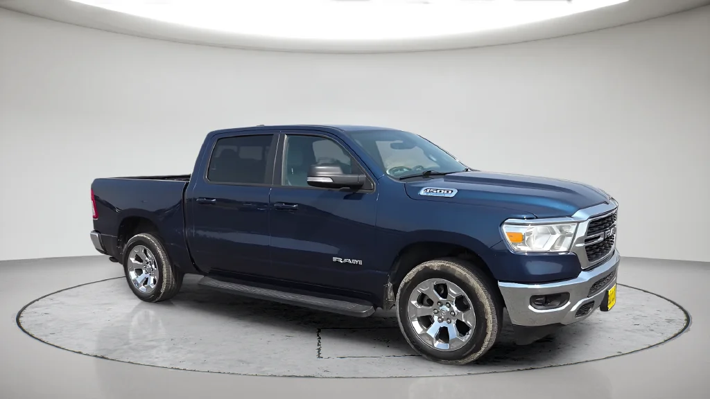 Used 2022 Blue Ram Big Horn/Lone Star image 6