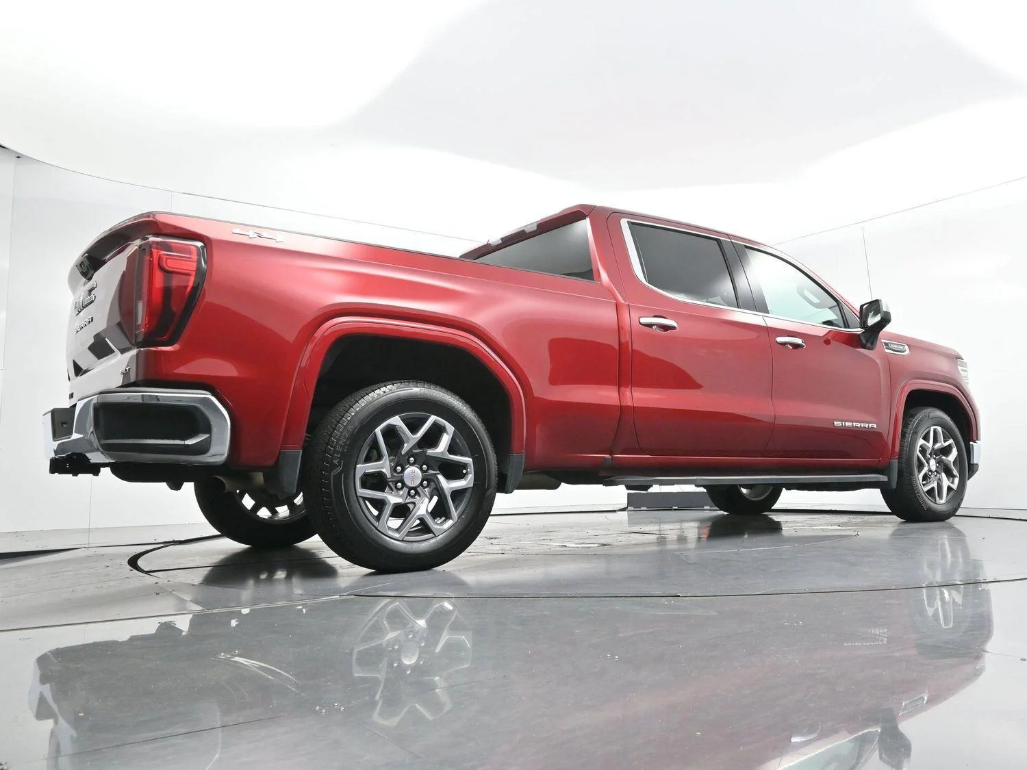 Used 2023 Volcanic Red Tintcoat GMC SLT image 53