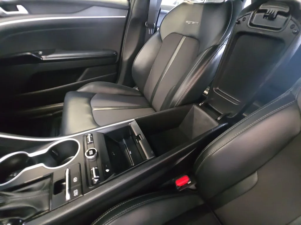 Used 2022 Black Kia GT-Line image 32