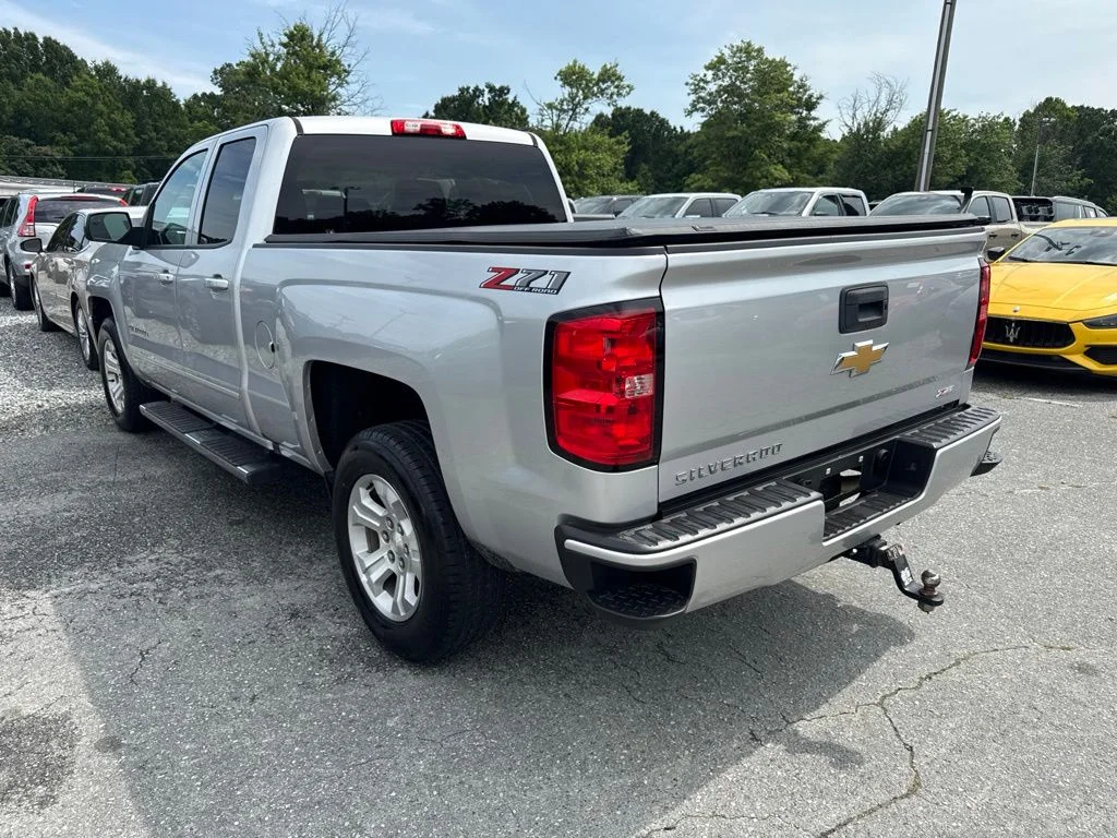 Used 2019 Silver Chevrolet LT image 4