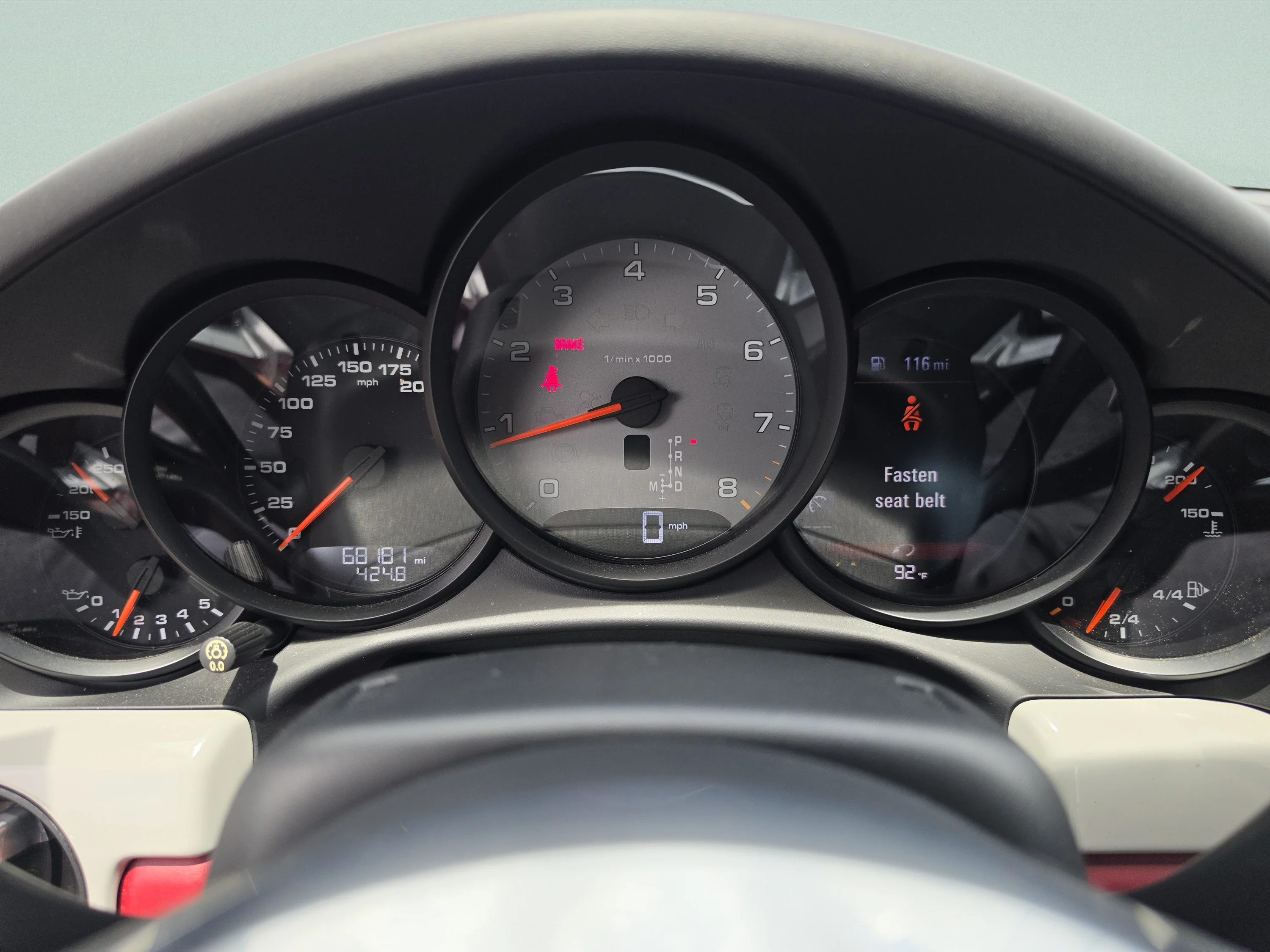 Used 2018 Chalk Porsche 4S image 32
