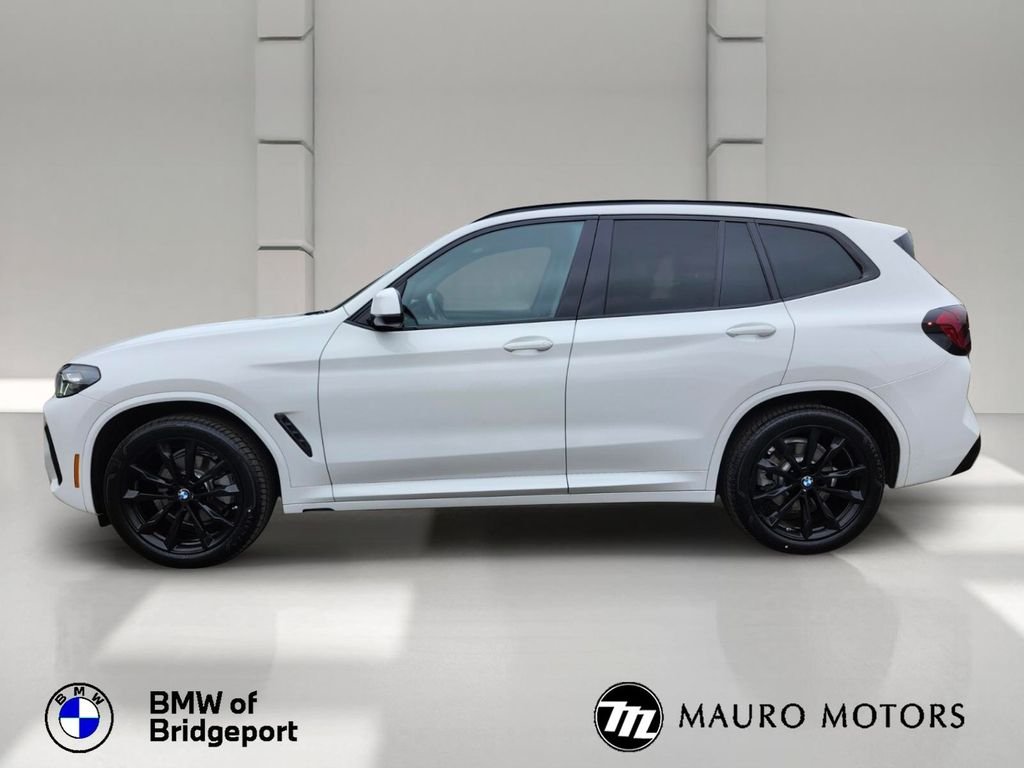 Used 2024 White BMW xDrive30i image 2