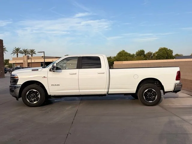 Used 2025 White Ram Laramie image 10
