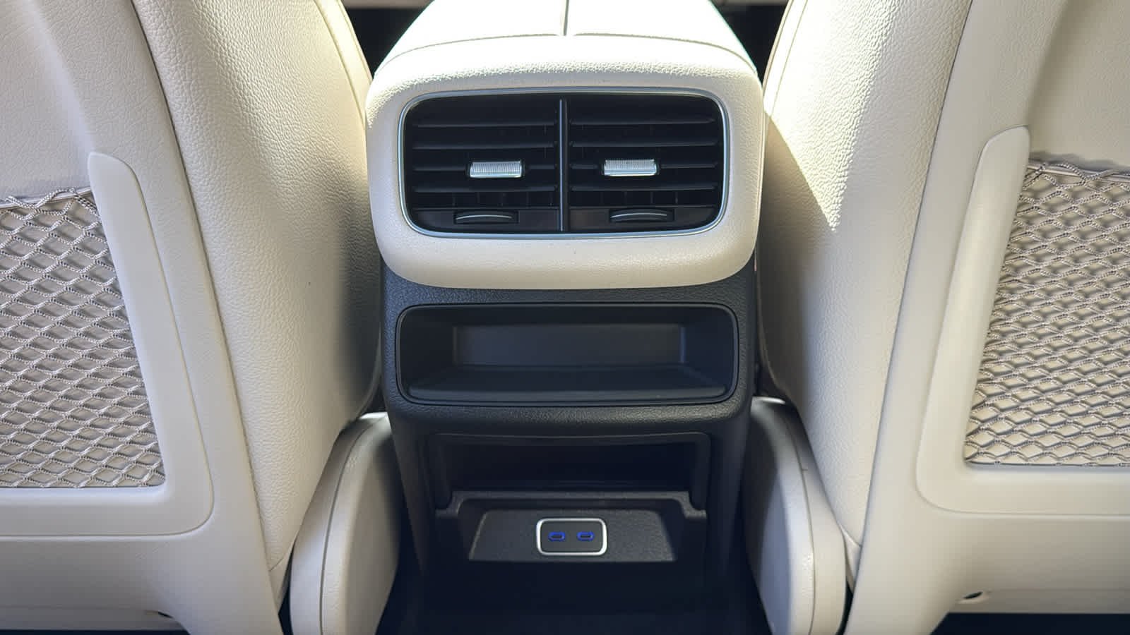New 2026 Polar White Mercedes-Benz GLE 580 image 31