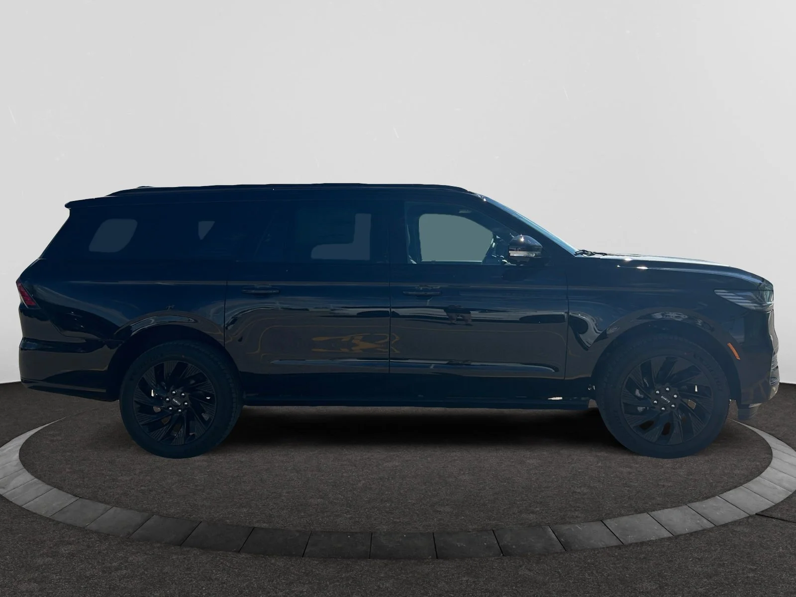 New 2026 Infinite Black Metallic Clearcoat Lincoln Reserve image 6
