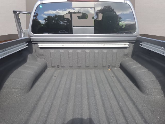 New 2027 Gun Metallic Nissan Crew Cab PRO-4X® image 27