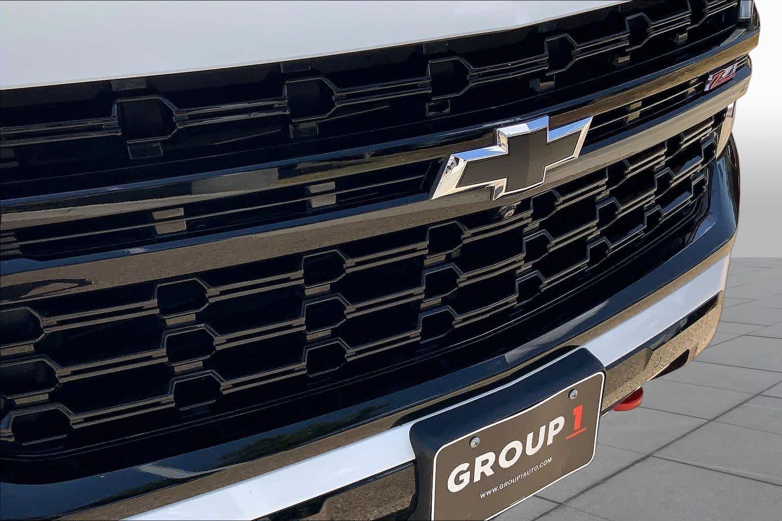 Used 2024 Summit White Chevrolet Z71 image 36