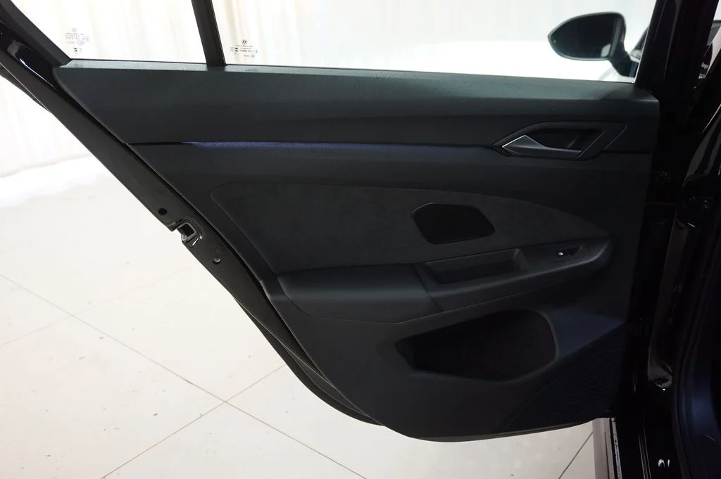 New 2026 Black Volkswagen 2.0T SE image 30