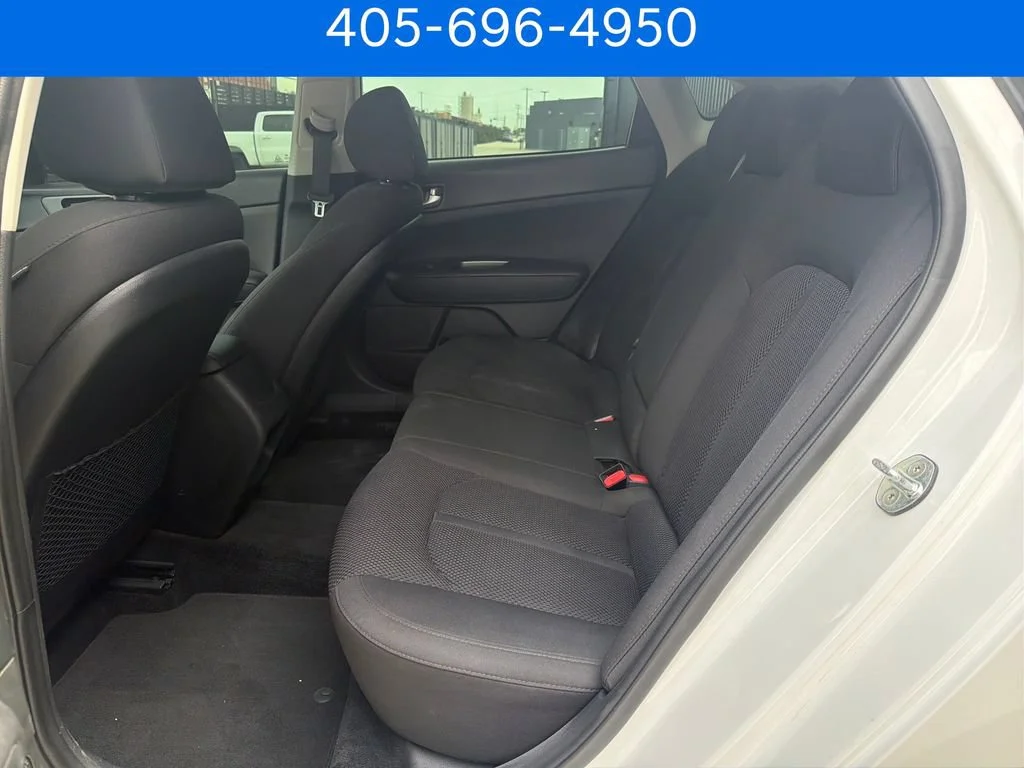 Pre-Owned 2020 Kia Optima LX