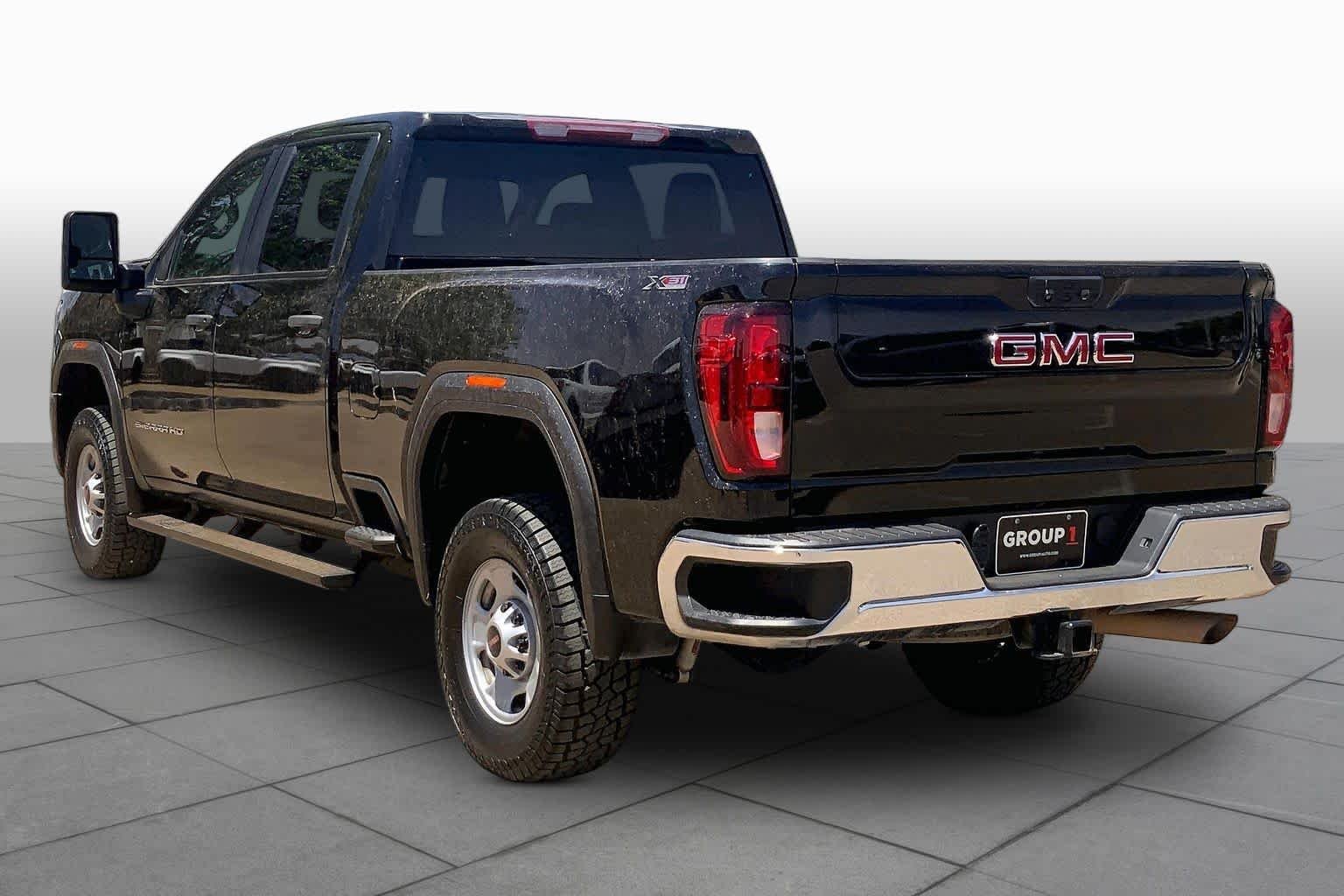 Used 2024 Onyx Black GMC Pro image 12