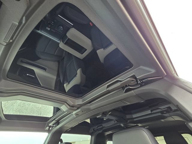2026 GMC HUMMER EV 2X - Photo 11