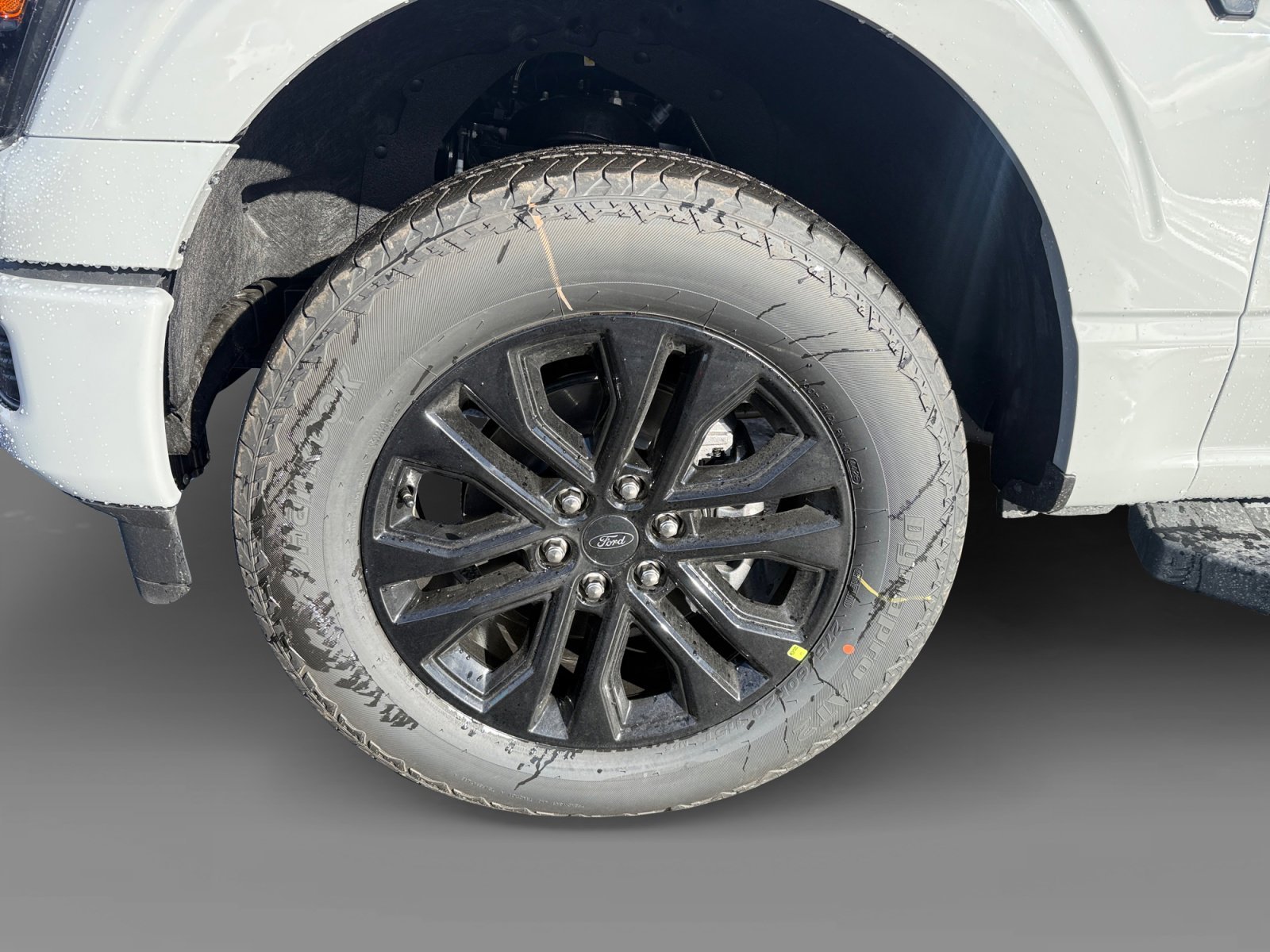 New 2026 Avalanche Ford Lariat® image 9