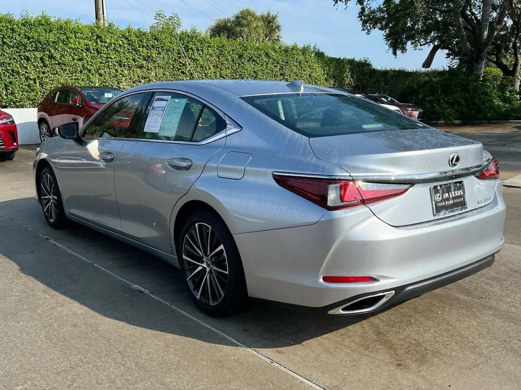 Certified Used 2025 IRIDIUM Lexus 350 image 5