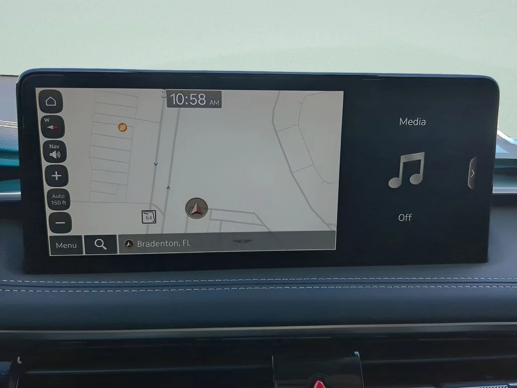 2026 GENESIS G70 Standard - Photo 19
