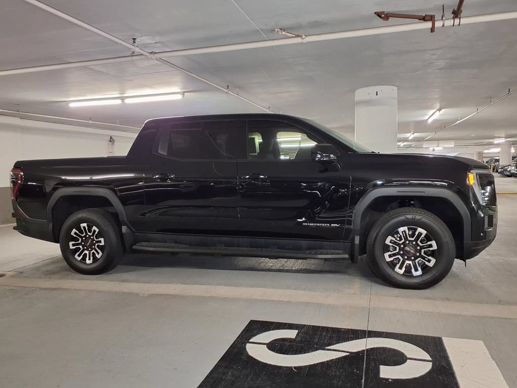 Used 2026 Onyx Black GMC Elevation Extended Range image 4