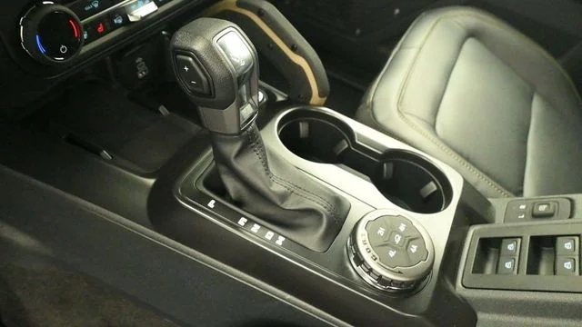 New 2026 Avalanche Gray Ford Badlands® image 18
