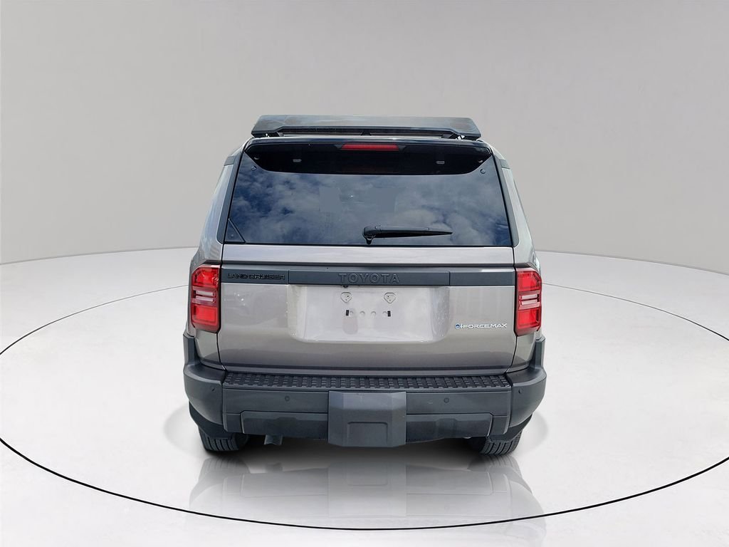 Used 2025 Gray Toyota 1958 image 5