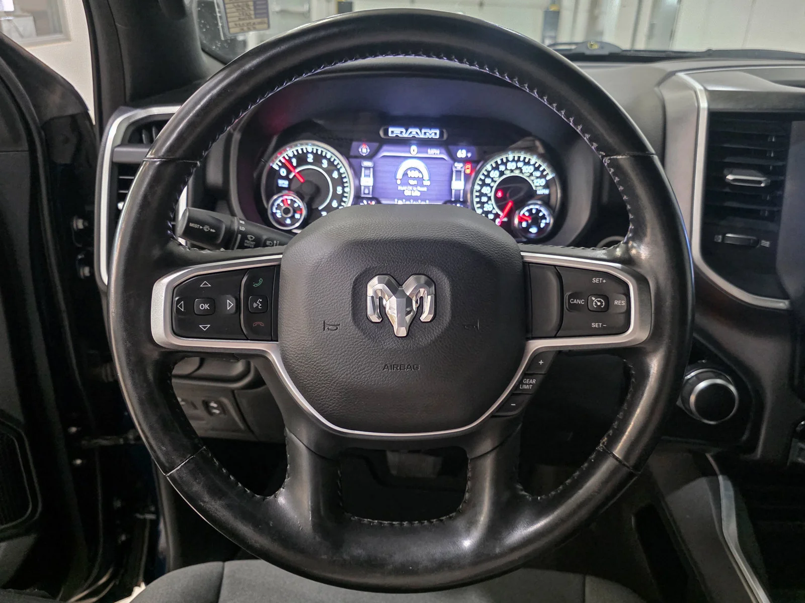 Used 2021 Blue Ram Big Horn/Lone Star image 35