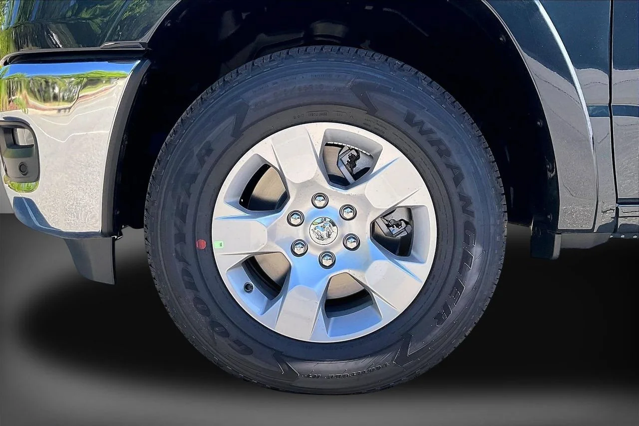New 2026 Forged Blue Metallic Exterior Paint RAM Big Horn/Lone Star image 30