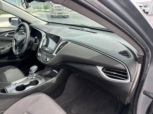 Used 2024 Sterling Gray Metallic Chevrolet 1LT image 19