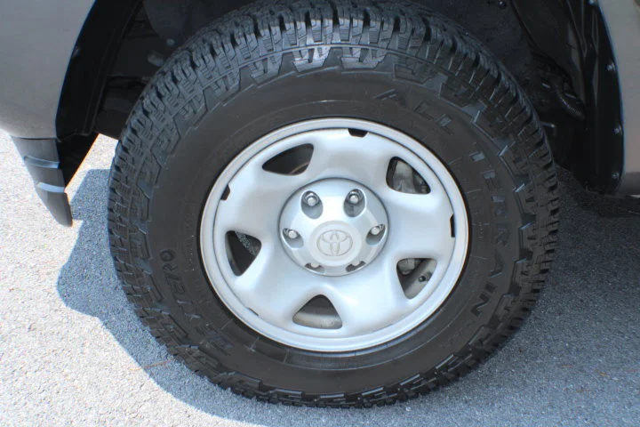 Used 2019 Red Toyota  image 5