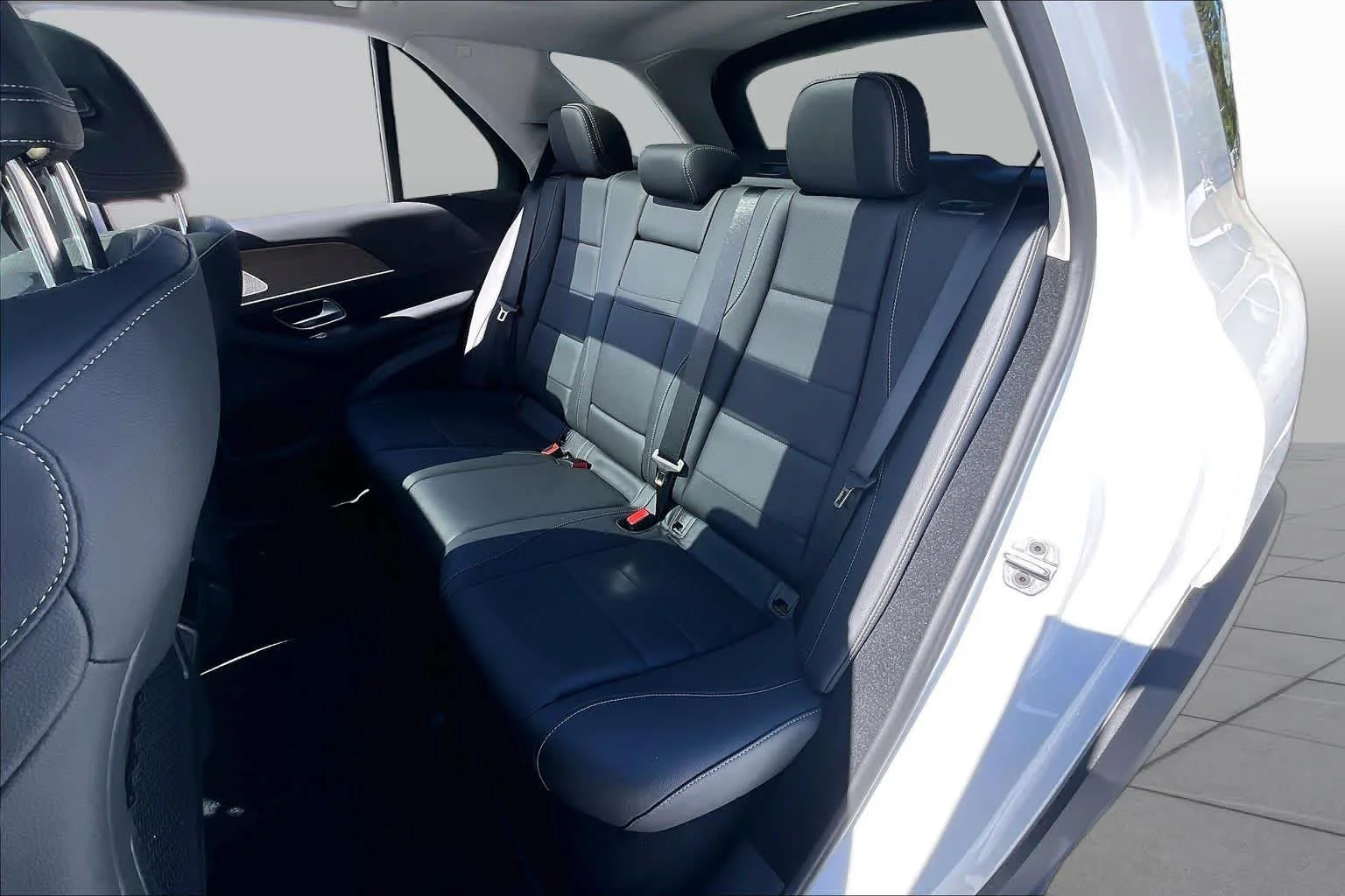 Used 2026 Polar White Mercedes-Benz GLE 350 image 20