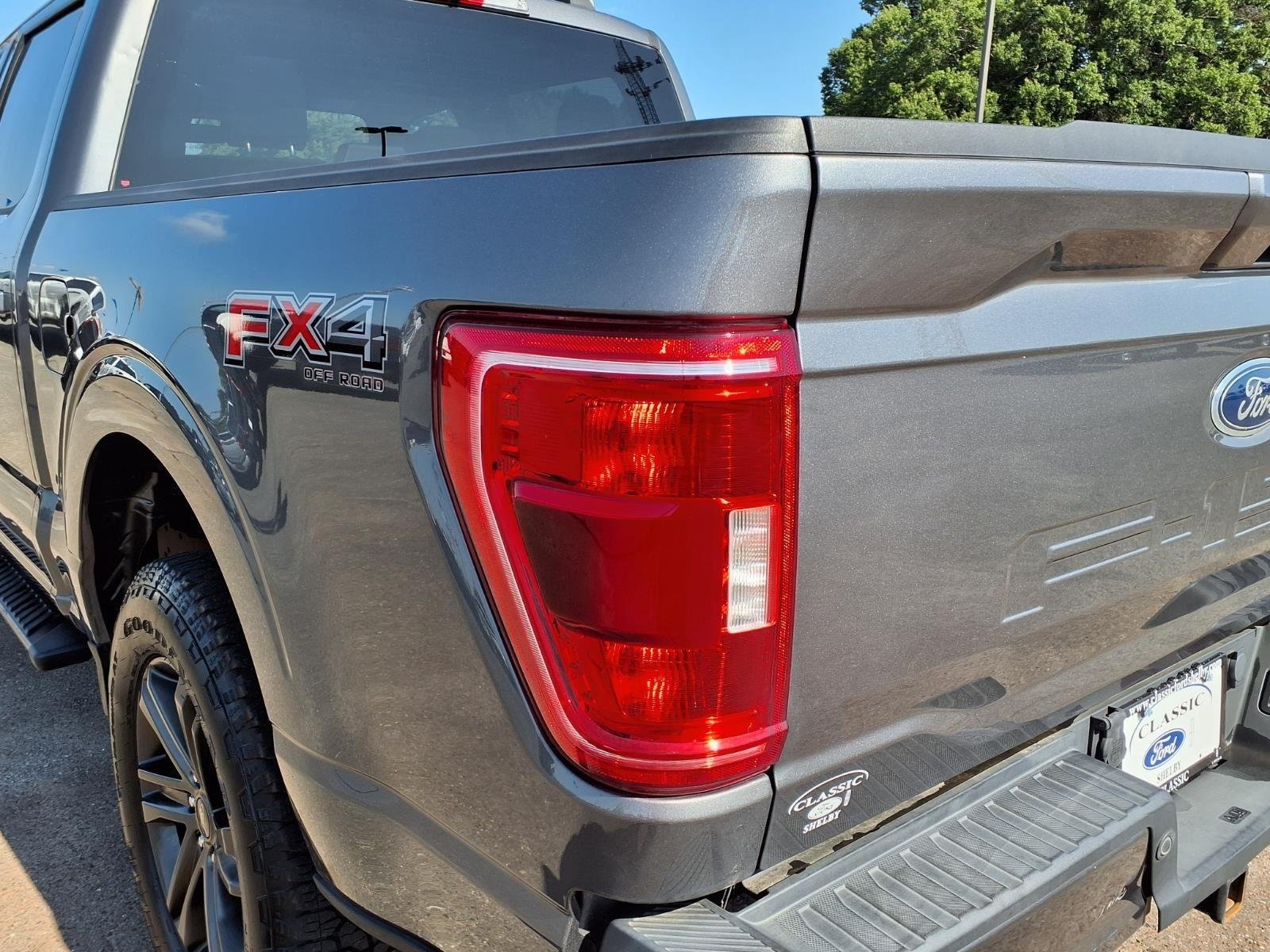Used 2022 Carbonized Gray Metallic Ford XLT image 16