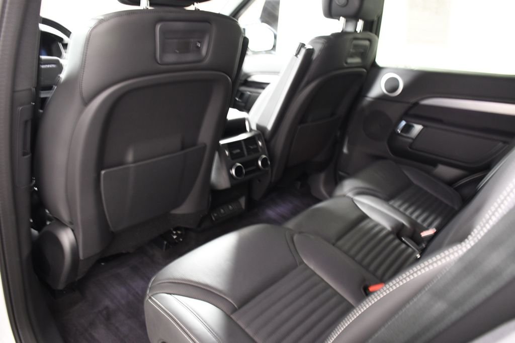 Certified Used 2025 Fuji White Land Rover Dynamic SE image 27