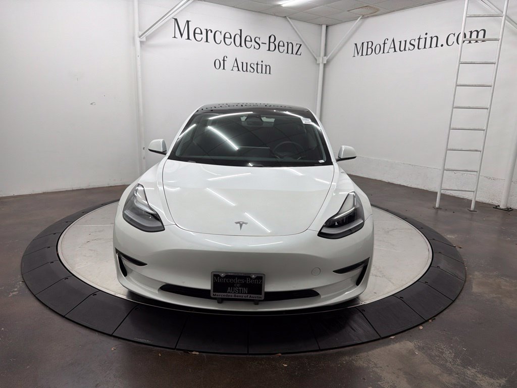 Used 2021 White Tesla Long Range image 2